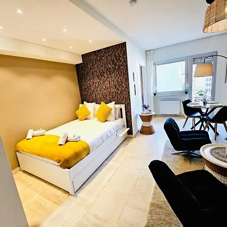 With Outdoor Vibes- Mont24 Люксембург