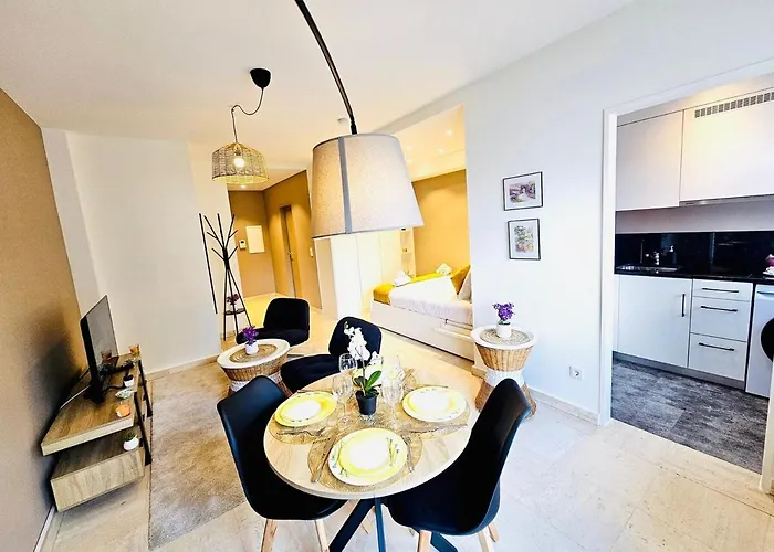 With Outdoor Vibes- Mont24 Apartman Luxemburg