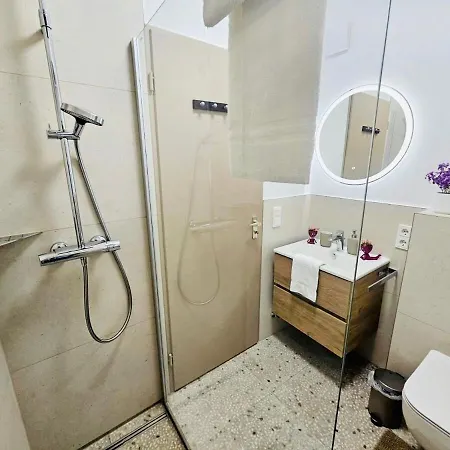 With Outdoor Vibes- Mont24